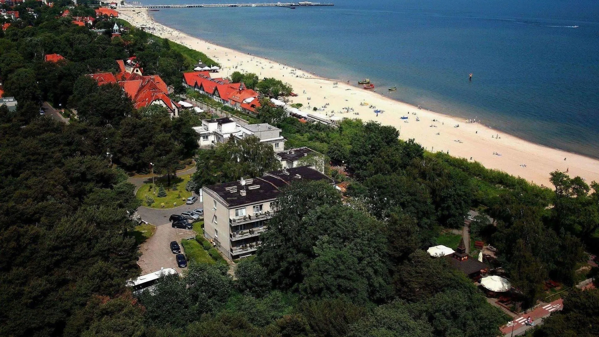 Hotel Pomaranczowa Plaza Sopot 3*,